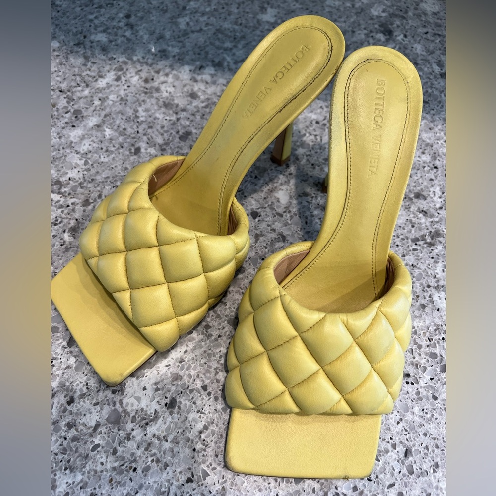 Bottega Veneta Padded Mule in Lemonade